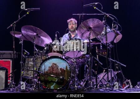 Madison, Wisconsin, USA. Feb 17, 2019. JOE RUSSO de Joe Russo's presque morts à la l'Sylvee à Madison, Wisconsin Crédit : Daniel DeSlover/ZUMA/Alamy Fil Live News Banque D'Images