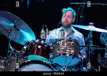 Madison, Wisconsin, USA. Feb 17, 2019. JOE RUSSO de Joe Russo's presque morts à la l'Sylvee à Madison, Wisconsin Crédit : Daniel DeSlover/ZUMA/Alamy Fil Live News Banque D'Images