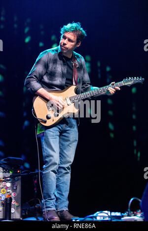 Madison, Wisconsin, USA. Feb 17, 2019. SCOTT METZGER de Joe Russo's presque morts à la l'Sylvee à Madison, Wisconsin Crédit : Daniel DeSlover/ZUMA/Alamy Fil Live News Banque D'Images