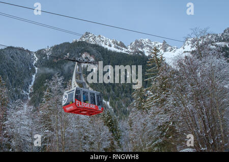 Chamonix Mont Blanc, France - 8 Février 2019 : un téléphérique à la tête de la montagne, au domaine skiable de la Flégère, Les Praz, Chamonix. Banque D'Images