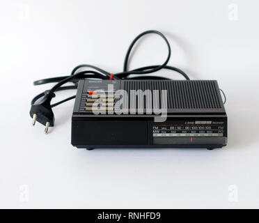 Radio réveil Philips Vintage, modèle D 3142. Faites en Radio réveil Philips Vintage, modèle D 3142. Faites en