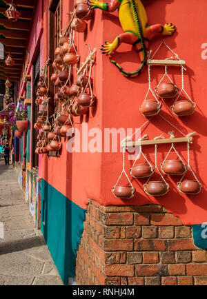 Artisanat à Raquira, Boyaca Colombie, Ministère Banque D'Images