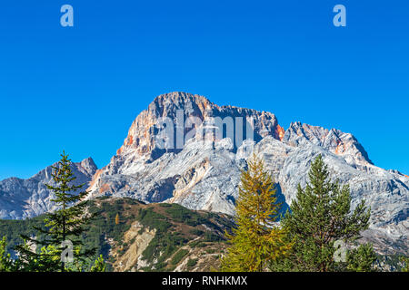 Vue sur le mont, Croda Rossa, Dolomites Tyrol du Sud Banque D'Images