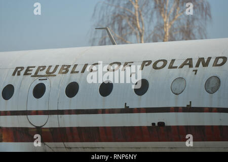 19 février 2019 - Cracovie, Pologne - Malopolski Province, un fragment d'avions Yakovlev Yak-40, voir au Musée de l'Aviation Polonaise..Le Musée de l'Aviation Polonaise est située à l'emplacement de l'ancienne Krakow-Rakowice-Czyzyny Aéroport, créée en 1912, l'une des plus anciennes dans le monde. La collection du Musée se compose de plus de 200 aéronefs, dating WW1 WW2, et une collection de tous les types d'avion élaborés ou utilisés par la Pologne après 1945. (Crédit Image : © Cezary Kowalski/SOPA des images à l'aide de Zuma sur le fil) Banque D'Images