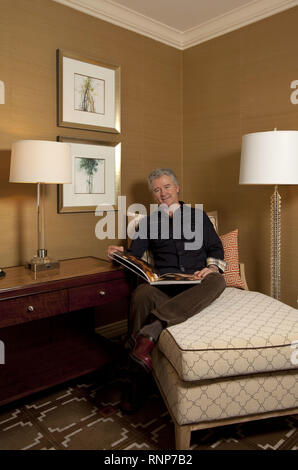 L'acteur américain Patrick Duffy ('Dallas') célébrera son 70e anniversaire le 17 mars 2019. Patrick Duffy dans son appartement à Rosewood Mansion à Dallas, prises le 26.03.2013 à l'occasion du tournage de nouveau 'Dallas' épisodes. Veuillez noter : double les taux s'appliquent dans le monde entier d'utilisation | Banque D'Images