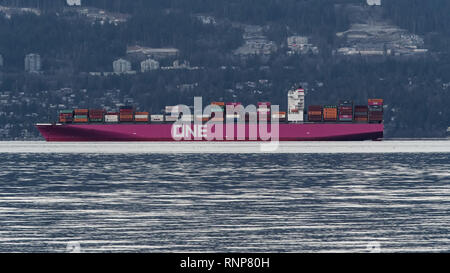 7 février 2019 - Vancouver, Colombie-Britannique, Canada - le Panama le pavillon de l'un porte-conteneurs d'Arcadia, appartenant à l'océan (un Réseau Express), siège de la flotte à l'ancre dans le port de Vancouver avant-port. (Crédit Image : © Bayne Stanley/Zuma sur le fil) Banque D'Images