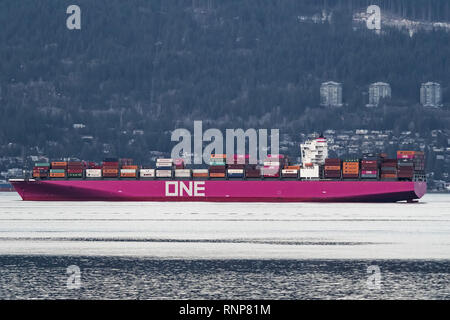 7 février 2019 - Vancouver, Colombie-Britannique, Canada - le Panama le pavillon de l'un porte-conteneurs d'Arcadia, appartenant à l'océan (un Réseau Express), siège de la flotte à l'ancre dans le port de Vancouver avant-port. (Crédit Image : © Bayne Stanley/Zuma sur le fil) Banque D'Images