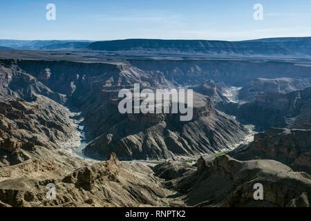 Donnent sur sur le Fish River Canyon, Namibie Banque D'Images