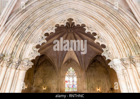 Batalha, Portugal. La Tombe du Soldat inconnu à l'intérieur du Monastère de Santa Maria da Vitoria. Un site du patrimoine mondial depuis 1983 Banque D'Images