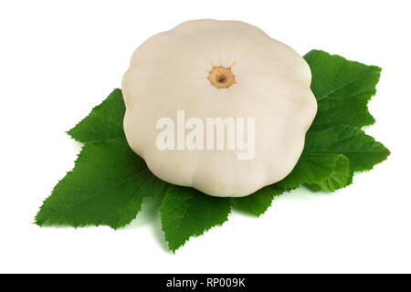 Patty pan Squash avec feuille isolé sur fond blanc. Pattypan. Banque D'Images