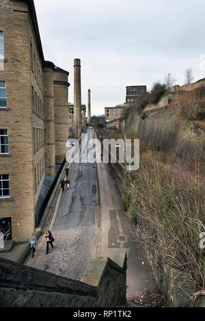 Halifax, West Yorkshire. Vue de vieux Lane, à côté de Dean Clough Mills. Cette vue a été photographié par Bill Brandt en 1937. Banque D'Images