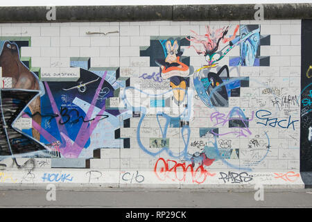 Un sujet parfait : Pink Floyd The Wall sur le mur de Berlin à Berlin, Allemagne. Banque D'Images