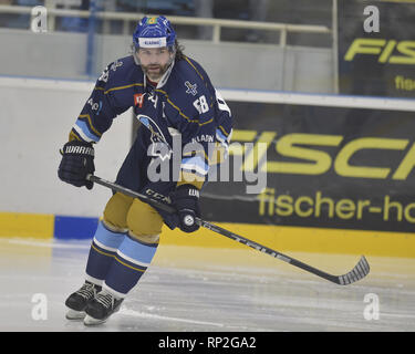 Ex-joueur de la LNH Jaromir Jagr de Kladno est perçu au cours de la Première Ligue de hockey tchèque Havirov - match Kladno, en République tchèque, Havirov, lundi 18 février, 2019. 47-ans player est revenu sur la glace après un an et un jour il ne pouvait pas jouer en raison de sa blessure. (Photo/CTK Jaroslav Ozana) Banque D'Images