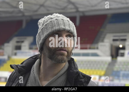 Ex-joueur de la LNH Jaromir Jagr de Kladno est observée après la Première Ligue de hockey tchèque Havirov - match Kladno, en République tchèque, Havirov, lundi 18 février, 2019. 47-ans player est revenu sur la glace après un an et un jour il ne pouvait pas jouer en raison de sa blessure. (Photo/CTK Jaroslav Ozana) Banque D'Images