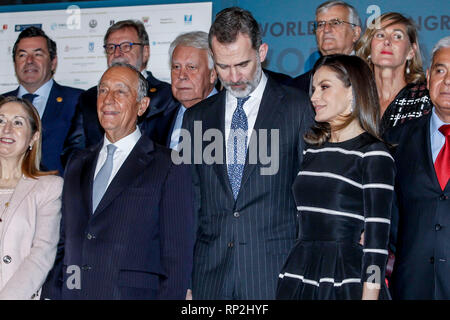 Madrid, Espagne. Feb 20, 2019. Le roi Felipe VI d'Espagne, la Reine Letizia d'Espagne assiste à au roi Felipe VI d'Espagne de la "la paix mondiale & Liberté Award' lors de la séance de clôture de la 'World Law Congress (WLC)" de "l'Association mondiale des juristes (WJA)' au théâtre Royal le 20 février 2019 à Madrid, Espagne. Credit : Jimmy Olsen/Media Espagne*** ***aucune perforation/Alamy Live News Banque D'Images