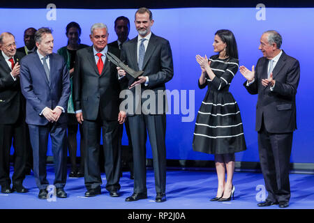 Madrid, Espagne. Feb 20, 2019. Le roi Felipe VI d'Espagne, la Reine Letizia d'Espagne assiste à au roi Felipe VI d'Espagne de la "la paix mondiale & Liberté Award' lors de la séance de clôture de la 'World Law Congress (WLC)" de "l'Association mondiale des juristes (WJA)' au théâtre Royal le 20 février 2019 à Madrid, Espagne. Credit : Jimmy Olsen/Media Espagne*** ***aucune perforation/Alamy Live News Banque D'Images