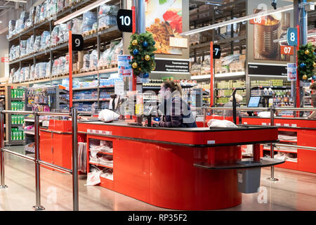 Moscou, Russie - le 14 janvier. 2019. Billetterie de Selgros Cash and Carry à Zelenograd Banque D'Images