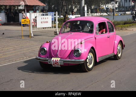 1970 Volkswagen Beetle VW 1300 voiture avec 1285 cc et moteur 4 cylindres. WB 20 5366 L'Inde. Banque D'Images