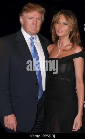 DONALD TRUMP et Melania Trump 2005 Photo de John Barrett/PHOTOlink Banque D'Images