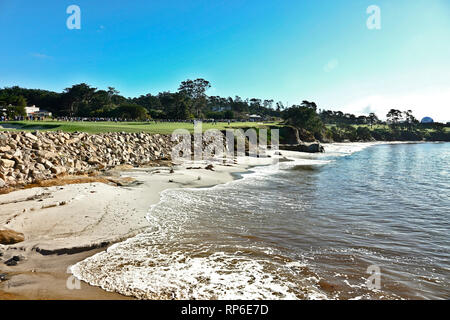 11 Février, 2019 Pebble Beach Golf Links, CA, USA Le 4ème trou à Pebble Beach Golf Course montrant la plage au Club de la plage pendant la AT&T P Banque D'Images