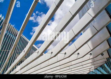 Lisbonne, Portugal-October, 2017 : l'architecture moderne de Lisbonne, Portugal, de traitement de l'immeuble de l'énergie Banque D'Images