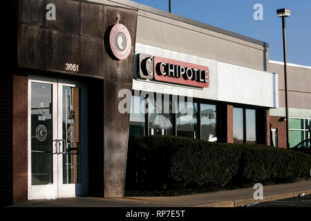 Un logo affiche à l'extérieur d'un restaurant lieu Chipotle à Fredericksburg, en Virginie, le 19 février 2019. Banque D'Images