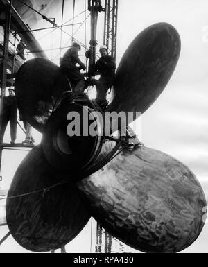 Montage de l'hélice, San Marco 1963, chantier naval tireste Banque D'Images