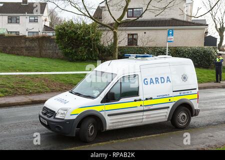 Cork, Irlande, 21 février, 2019. Corps de l'homme trouvé dans Glenthorn Estate, Cork City. Dans les premières heures de ce matin, un homme au début de 60s a été trouvé ne répond pas sur l'entrée du Glenthorn Estate, Dublin Hill. L'homme qui est soupçonné d'avoir été déclarés morts locaux a été plus tard dans l'hôpital Mercy. Les enquêtes de police sont en cours mais on croit que l'illégalité n'a pas participé. Credit : Damian Coleman/Alamy Live News. Banque D'Images