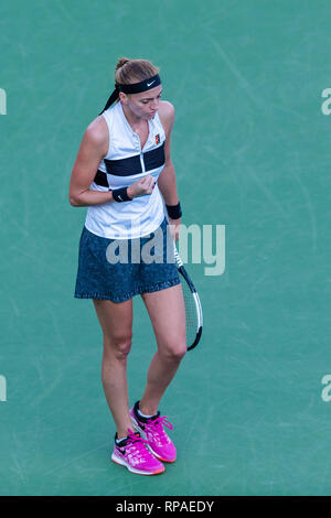 Dubaï, Émirats arabes unis. 21 Février, 2019. Petra Kvitova réagit de la République tchèque en quart de finale match contre Viktoria Kuzmova de la Slovaquie pendant le Dubai Duty Free Tennis championnat au stade de tennis international de Dubaï, DUBAÏ, ÉMIRATS ARABES UNIS Le 21 février 2019. Photo de Grant l'hiver. Credit : UK Sports Photos Ltd/Alamy Live News Banque D'Images