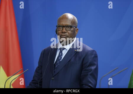 Berlin, Allemagne. Feb 21, 2019. Le président de la République du Burkina Faso, Roch Marc Kaboré à la conférence de presse à la Chancellerie fédérale. Credit : Simone Kuhlmey/Pacific Press/Alamy Live News Banque D'Images