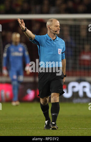 SHEFFIELD, Royaume-Uni 13ÈME Arbitre Andy Woolmer février durant le ciel parier match de championnat entre Sheffield United et Middlesbrough à Bramall Lane, Sheffield le mercredi 13 février 2019. (Crédit : Mark Fletcher | MI News) Banque D'Images