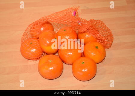 Sac de mandarines, bonne nourriture, 5 par jour Banque D'Images