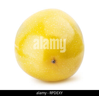 Fruit de la passion jaune isolé sur fond blanc. Clipping path Banque D'Images