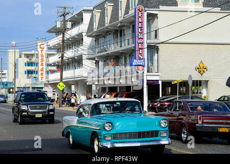 USA, New Jersey, Wildwood, défilé de voitures classiques Banque D'Images