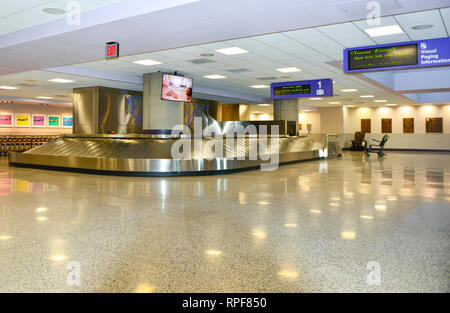 Un bagage vide avec des étages à l'aéroport international de Tucson, Tucson, AZ Banque D'Images