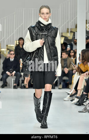 Milan, Italie. 22 févr. 2019. Milan, Italie. Feb 22, 2019. 2020. Tod's Fashion Show de la photo : Crédit photo : modèle indépendant Agence/Alamy Live News Crédit : Agence Photo indépendant Srl/Alamy Live News Banque D'Images
