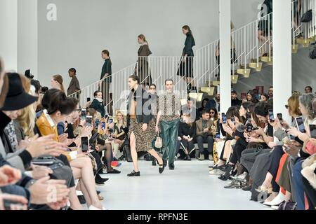 Milan, Italie. 22 févr. 2019. Milan, Italie. Feb 22, 2019. 2020. Tod's Fashion Show de la photo : Crédit photo : modèle indépendant Agence/Alamy Live News Crédit : Agence Photo indépendant Srl/Alamy Live News Banque D'Images