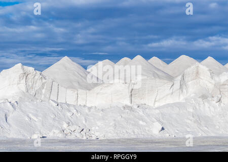 Les tas de sel de Salinas d'Es Trenc, salines, Majorque, Îles Baléares, Espagne Banque D'Images