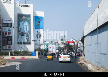 HYDERABAD, INDE - Février 20,2019 Le Forum populaire Sujana Mall qui a de nombreux magasins de marque internationale est Hyderabad's favorite shopping destinati Banque D'Images