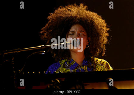 RIS-Orangis, France.6 février, 2019.Lisa-Kainde des Sœurs Ibeyi se produit en concert au Plan à RIS-Orangis, France Banque D'Images