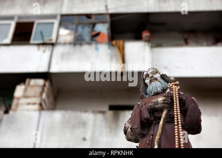 L'un des blocs appartement connu comme Le Vele di Scampia au nord de Naples. Le salon a une mauvaise réputation liée à la Camorra. Banque D'Images