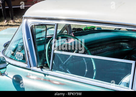 Vieille voiture cockpit Banque D'Images