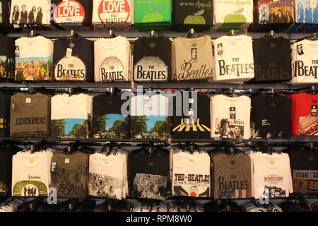 Tee shirts Beatles prises à Liverpool Banque D'Images