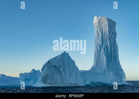 Iceberg au large de la Géorgie du Sud Banque D'Images