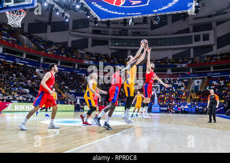 21 février 2019 - Moscou, Moscou, Russie - Ondrej Balvin, # 12 de Herbalife Gran Canaria vu en action pendant le jeu de CSKA Moscou contre Herbalife Gran Canaria dans la série 23 de la Turkish Airlines Euroleague 2018-2019 jeu de saison. Le CSKA Moscou a battu Herbalife Gran Canaria, 107-85. (Crédit Image : © Nicolas Muller/SOPA des images à l'aide de Zuma sur le fil) Banque D'Images