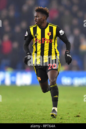 La Watford Quina Domingos en action au cours de la Premier League match au Cardiff City Stadium. Banque D'Images