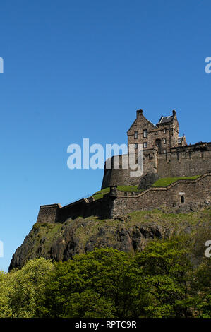 Tourisme : vue sur le château d'Édimbourg depuis Princes Street Gardens, Edimburgo, Édimbourg, Écosse, Royaume-Uni Banque D'Images