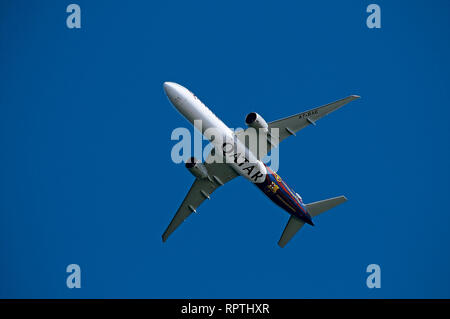 Qatar Airways Boeing 777-ER A7-BAE Banque D'Images