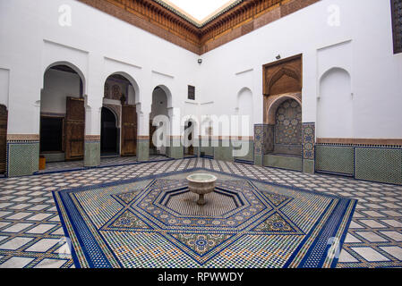 À l'intérieur intérieur de Dar Si Said - Musée des arts marocains, de l'artisanat, de tapis et de tissage dans la médina de Marrakech, Maroc. Le Musée National Carpet Banque D'Images