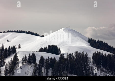 D'autres alpinistes au sommet du Hohe Kugel de Schöner Mann/Mann Schoener - Vorarlberg, Autriche Banque D'Images